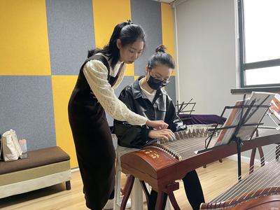 津門(mén)墨韻啟新篇 天津毛筆與文化教育咨詢的融合之路